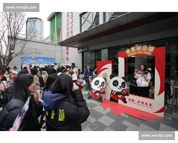 成都蓉城严斥球迷恶意涂鸦 承诺依规重罚维护赛事文明 成都蓉城严斥球迷恶意涂鸦 承诺依规重罚维护赛事文明
